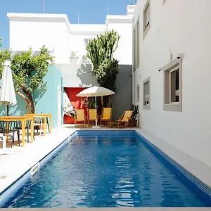 Ptm Downtown Hostel&suites Ostello